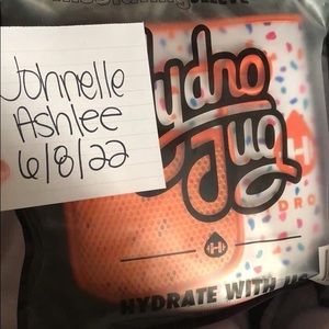 Hydrojug confetti sleeve